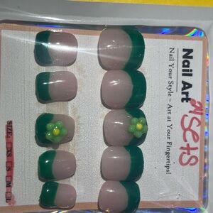 Nail Art Sets Green Press-On Nails